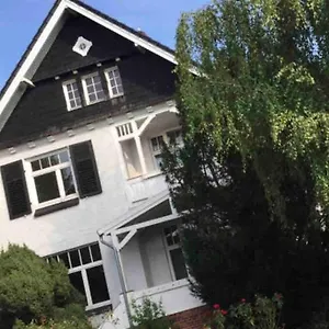 Gemütliche 4ZKB im grünen Herzen Lübecks Apartment