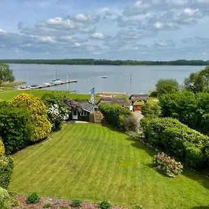 Traumhafter Seeblick Mit Großer Terrasse Apartment